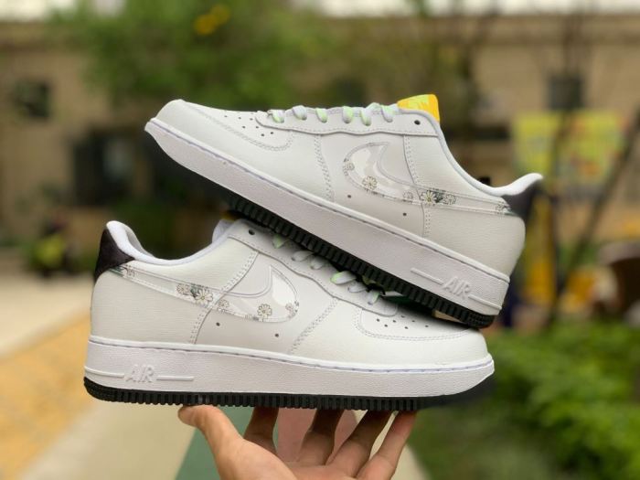 Af1小雏菊nike Air Force 1 小雏菊tpt透明勾原楦头原纸板打造最纯正空军版型cw5571 100 尺码 36 4517