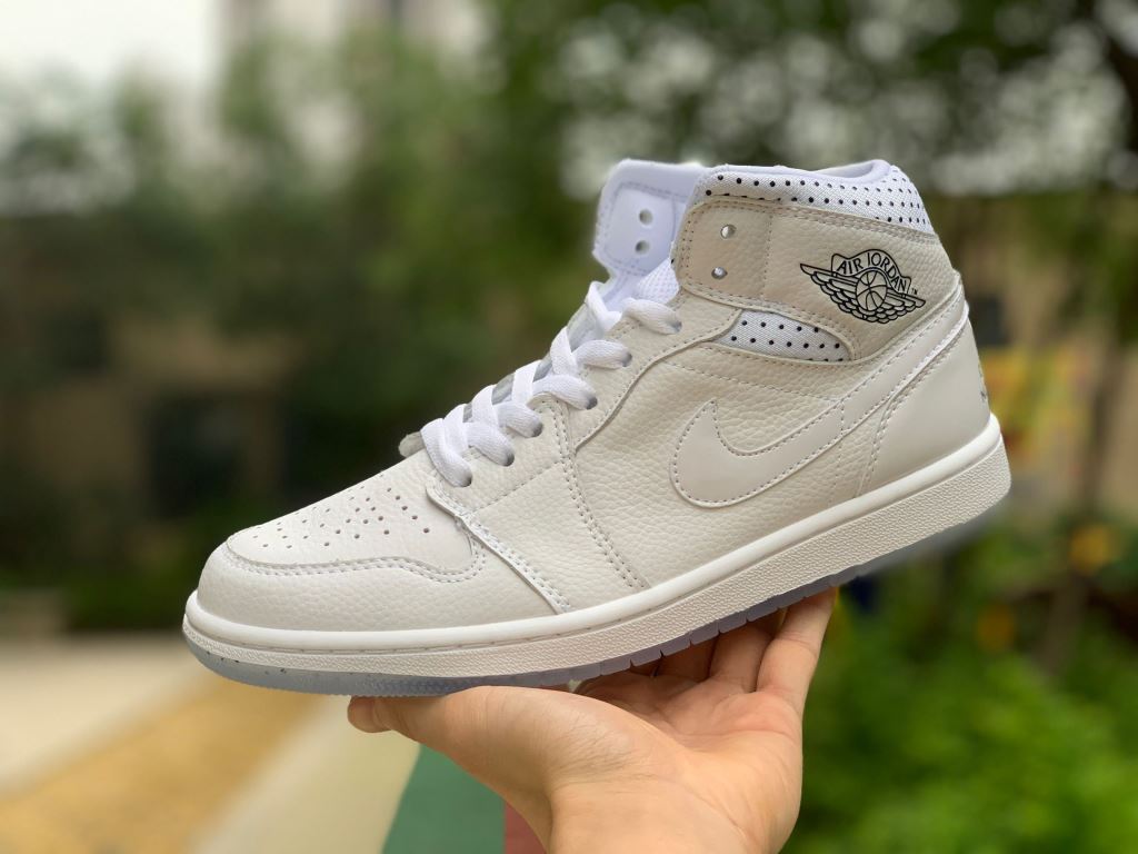 aj1白波点Air Jordan 1 水晶底AJ1 Mid Nos Differences Nous Unissent波点世界杯ci9100-100  尺码：36-4616