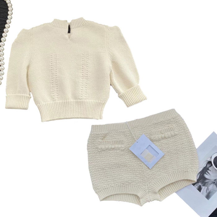 NIGO Ladies Knitwear Cropped Sexy Mini Sweater Flared Sleeve Knitted Shorts Set Suit #nigo54258