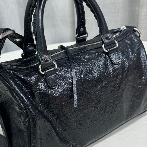 NIGO Leather Cylinder Bag Bags Ngvp #nigo5665