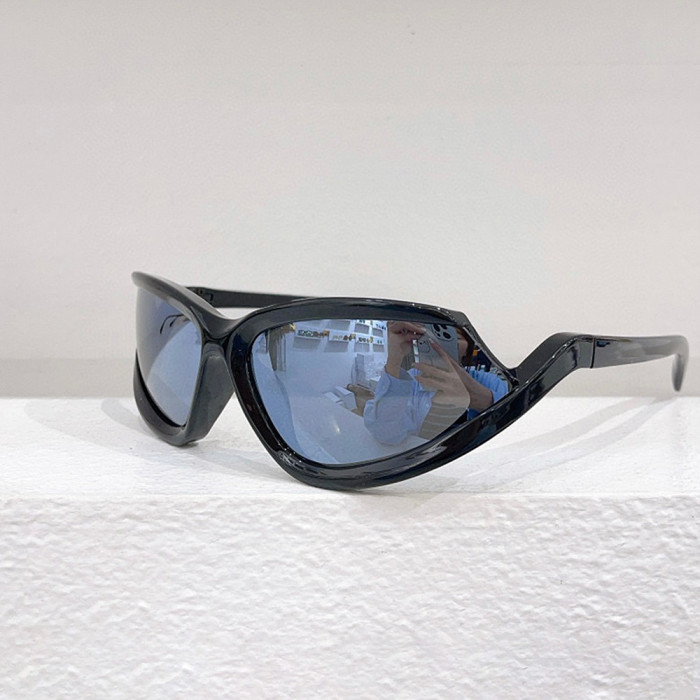 NIGO Cat Sunglasses in Black Ngvp #nigo6581