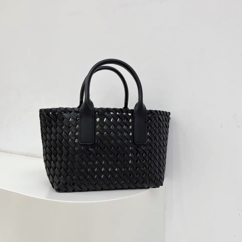 Black Leather Woven Handbag Bag #nigo21834