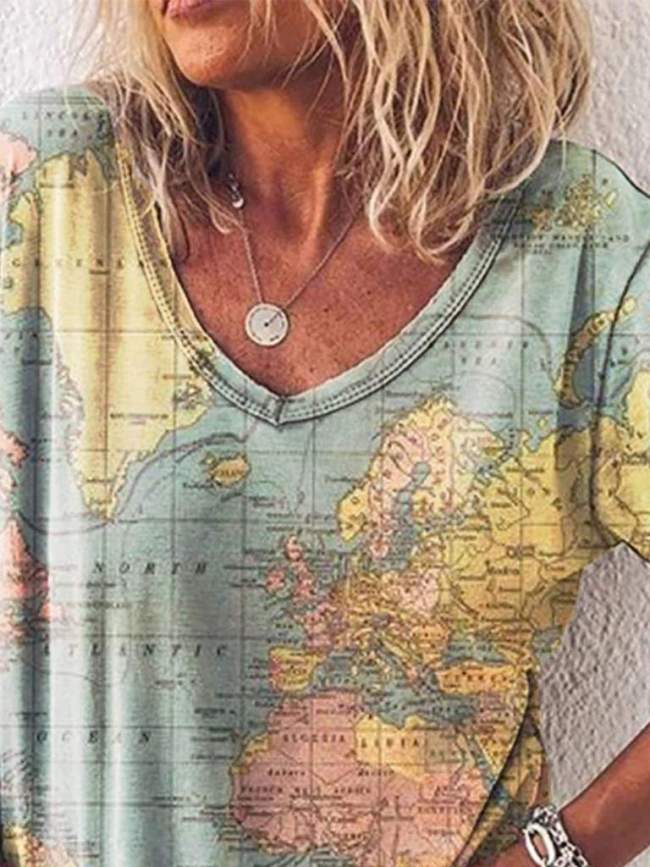 Women Map Painting Print V Neck T-shirt