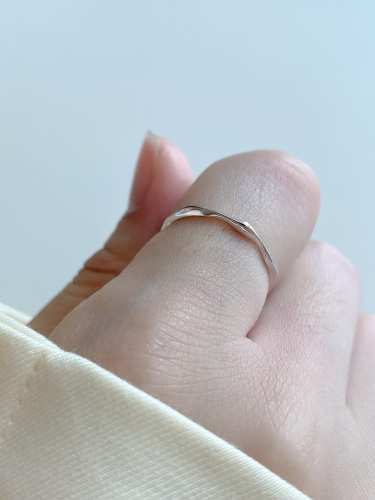925 Sterling Silver Round Minimalist Free Size Ring