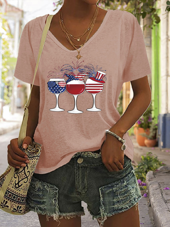 Blue & White Wine Of American Flag To Celebrate the 4th July 2022 Short Sleeve Casual Graphic T-shirt