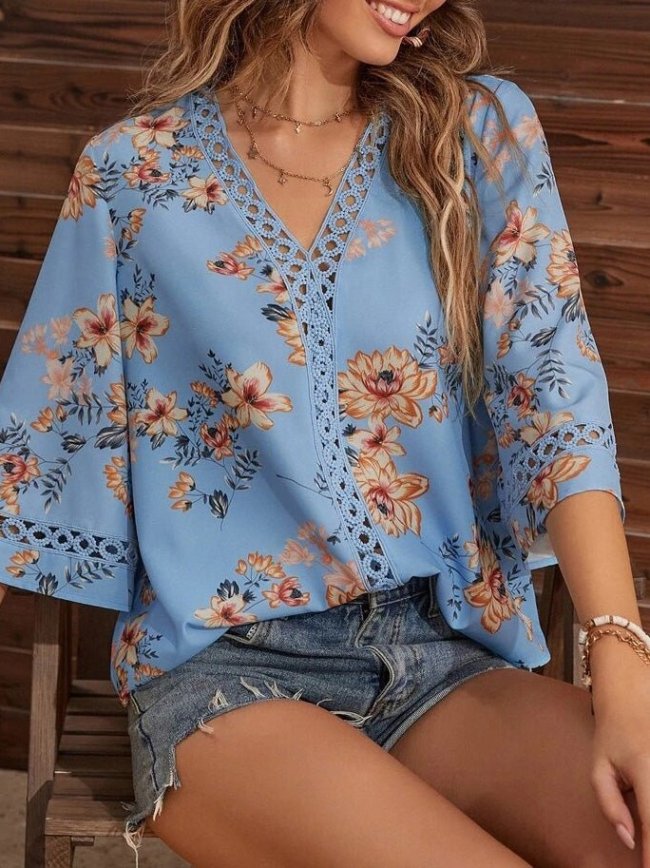 Women's Blouses V-Neck Printed Panel Lace Flare Sleeves Blouse