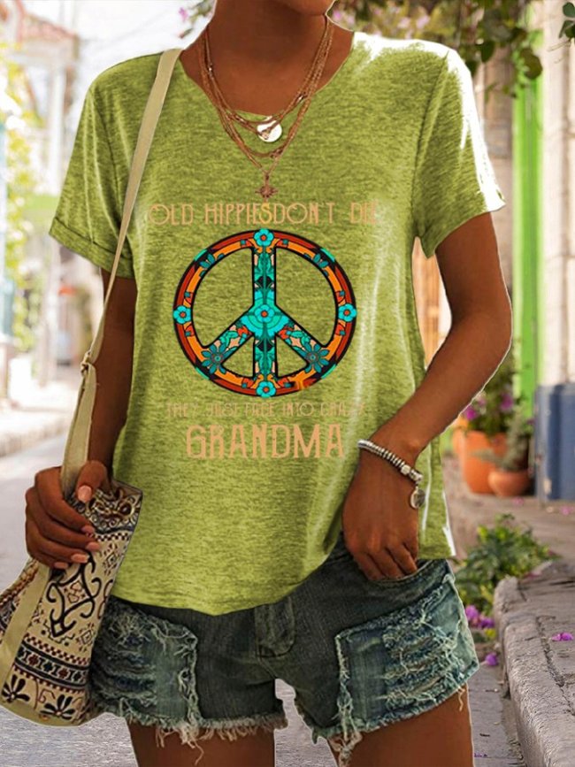 Old Hippie Don't Die Printed T-Shirt