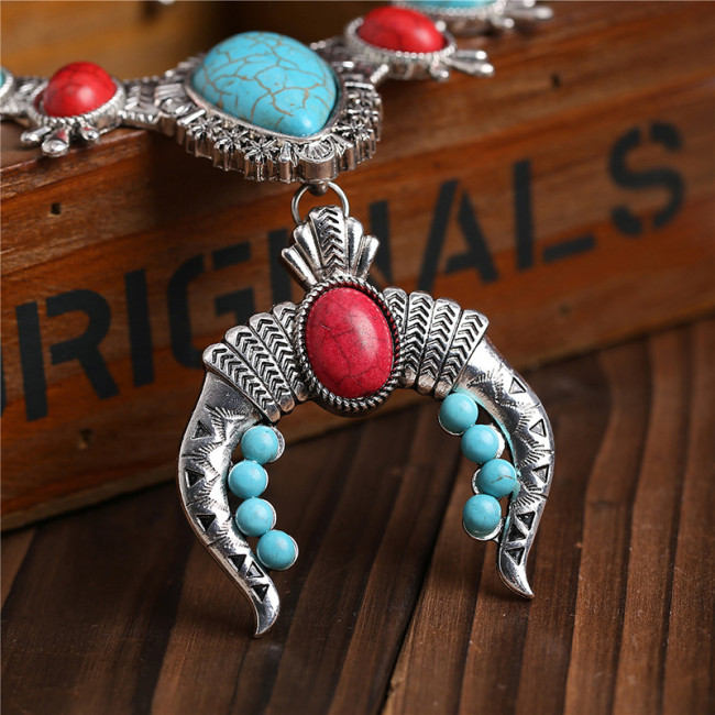 Bohemian Style Tribal Turquoise Necklace U Pendant Alloy Plating Necklace