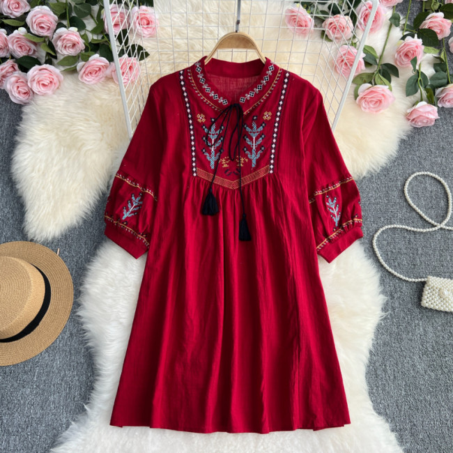 Women's Ethnic Dress Embroidered Puff Sleeve Loose Slim Western Boho Dress