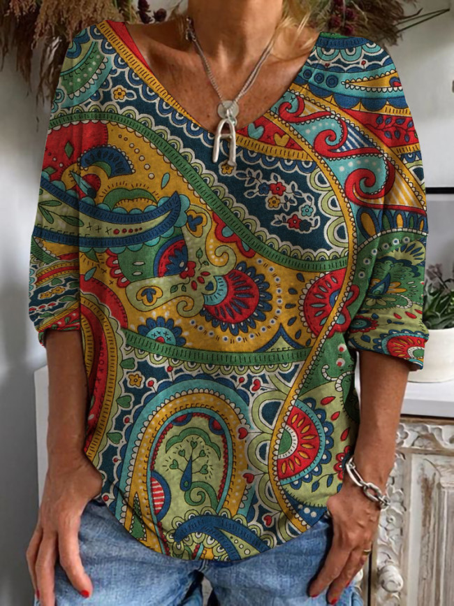 Women's Tribal Print T-Shirts Casual V-Neck Long Sleeve Abstract Hippie Painting T-Shirt