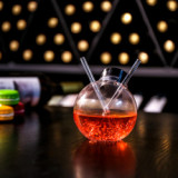 Unique Crystal Glass Ball Shaped Cocktail Glass, Creative Drinking Cup with Sippy for Ice Tea Smoked Molecular Cocktail Whiskey