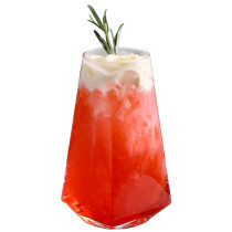 Wholesale creative soda water glass.sparkling water glass. fruit juice glass for home restaurant
