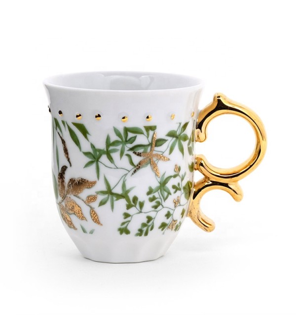 Best Selling Ceramic Coffee Mug Porcelain Everyday Mug with golden handle for gift