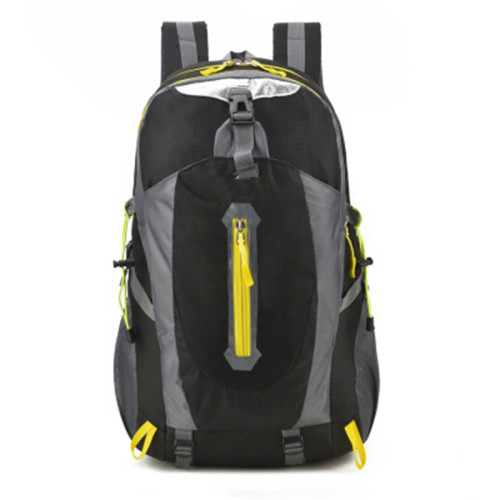 Wholesale 2021 hot design OEM nylon waterproof breathable outdoor travel backpack for hiking