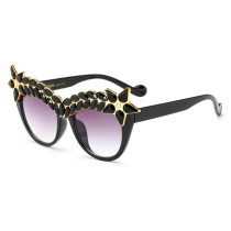 10528 Superhot Eyewear Luxury Oversized Diamond Cat Eye Sun glasses Shades Jewels Crystal Rhinestone Women Sunglasses