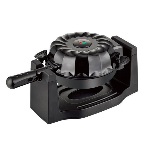 Rotated Bundt cake maker