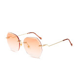 10135 Superhot Eyewear 2019 Fashion Ladies Sun glasses Shades Rimless Women Sunglasses