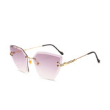 10835 Superhot Eyewear 2019 Fashion Tinted Women Sun glasses Rimless Pointed Cat Eye Sunglasses