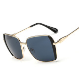 New Women Square Sunglasses High Quality Metal Frame Sun Glasses Red Frame Fashion Vintage Gafas Oculos De Sol Feminino 131401