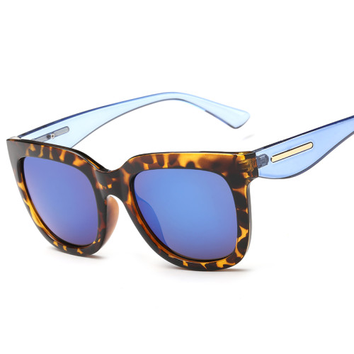 The New Candy Color Sunglasses Men and Women General Sunwear Transparent Color Glasses Hipster Necessary Eyewear 126601