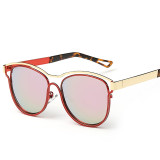 Summer Fashion Is Hollow-Out design Round Mirror Sunglasses Metal Framework UV400 Women Brand Sunglasses 96401