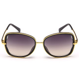 2017 Gold Alloy Frame Butterfly Shape Classical Style PC Lens Taizhou Sunglasses Factory OEM Eyewear 138501