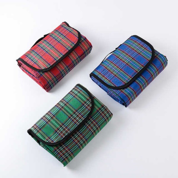 OEM Outdoor Oversized Foldable Travel Plaid Camping Picnic Mat