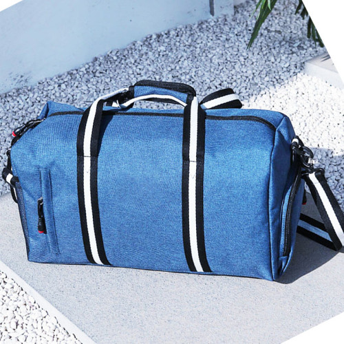 Wholesale Custom Waterproof travel duffel bag men carry gym sports bags