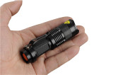 Custom colorful high power strong brightness zoom rechargeable battery holder torch mini flashlight