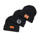 Plain Thick Warm knitted beanie ribbed beanie knit beanie with leather patch
