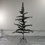 Durable Heavy Duty New Design Realistic Pine Needle Christmas Tree with matal stand