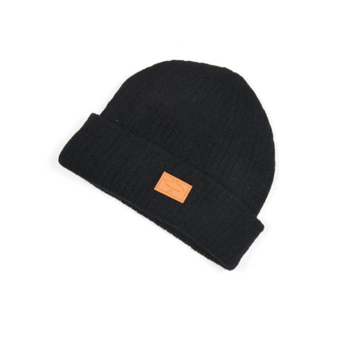 Design leather patch logo pattern knitted hat custom winter hats