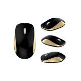 Both left and right hands use big size elegant designed full black color usb wired mouse from OEM service manufacturer in China.