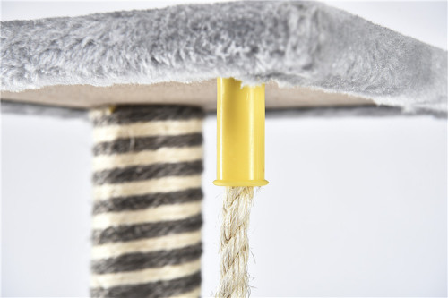 interactive skin-friendly cat trees scratcher