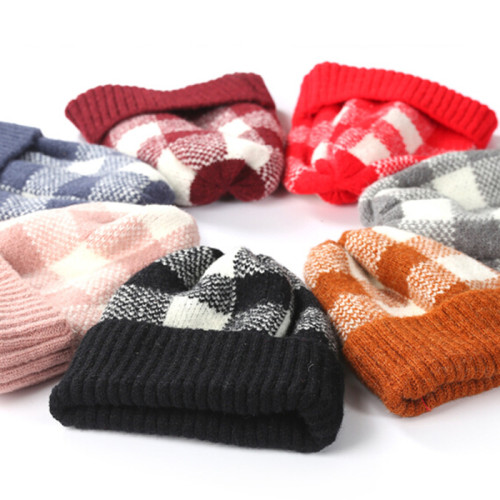 Fashion acrylic winter hats beanie/wholesale beanie custom knit acrylic beanie