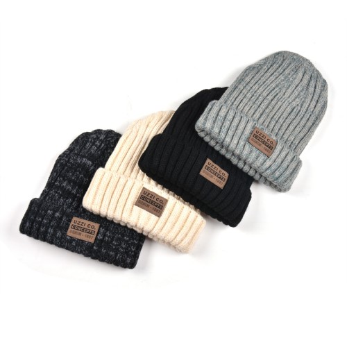 High quality winter different colors beanie cap with leather patch custom