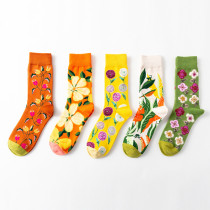 Wholesale 2021 new fashion High quality cotton girls socks woman  socks custom