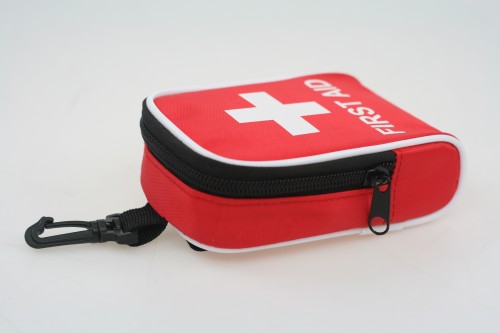 Portable And Waterproof Emergency Mini Protable First Aid Survival Kit Custom