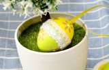 Novelty Fashion Giant Plastic Easter Egg