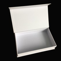 Simple Matt White Paperboard Unfolded Magnet Box With Golden Foil Logo