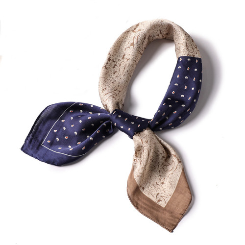 Designer Styles Silk Scarf Female Winter Decoration Warm Silk Scarf  Two-color Stitching Fashion Scarf 70*70cm