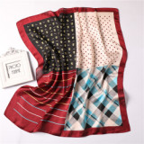 Designer Styles Silk Scarf Female Winter Decoration Warm Silk Scarf  Two-color Stitching Fashion Scarf 70*70cm