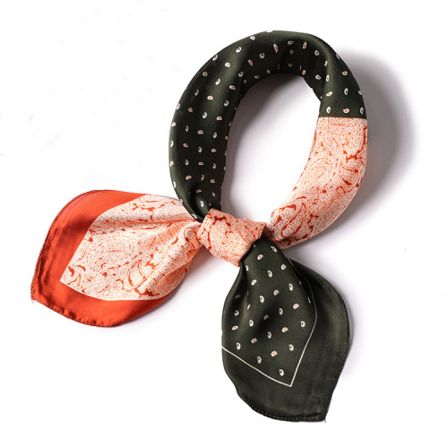 Designer Styles Silk Scarf Female Winter Decoration Warm Silk Scarf  Two-color Stitching Fashion Scarf 70*70cm
