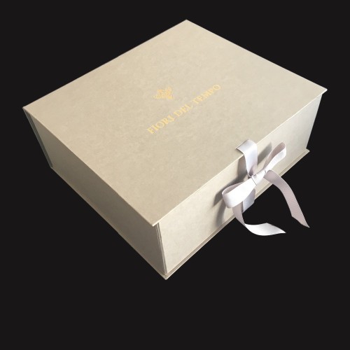Special Textured Pattern Matt Golden Foil Logo Folding Ribbon Grey Lady Handbag Box