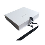 Free Risk Classical Forever Simple White With Black Foil Logo Plain Ribbon Folding Box