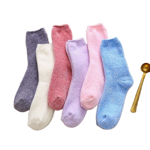 Women New Japanese Products Thickened Warm Snow Woolen Woolen Wholesale Solid Color Sweet Casual Floor Fuzzy Socks