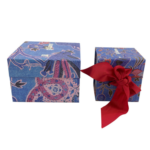 Recycled Cardboard Packaging Magnetic Closure Foldable Paper Gift Boxes
