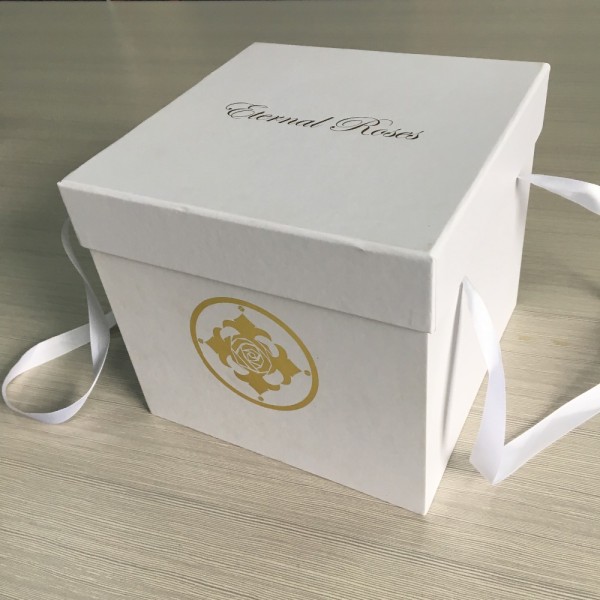 Rectangle Golden Shiny Logo Handle Matt White Gift Rose Flower Shopping Box