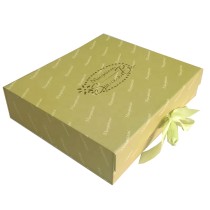 Custom Emboss logo Luxury Big Paper Flat  Magnetic Closure Folding Box With Ribbon