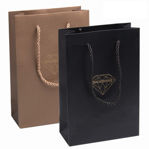 Wholesales Custom Logo Printed Cheap Recycled  Packaging Shopping  Paper Bag With Handle